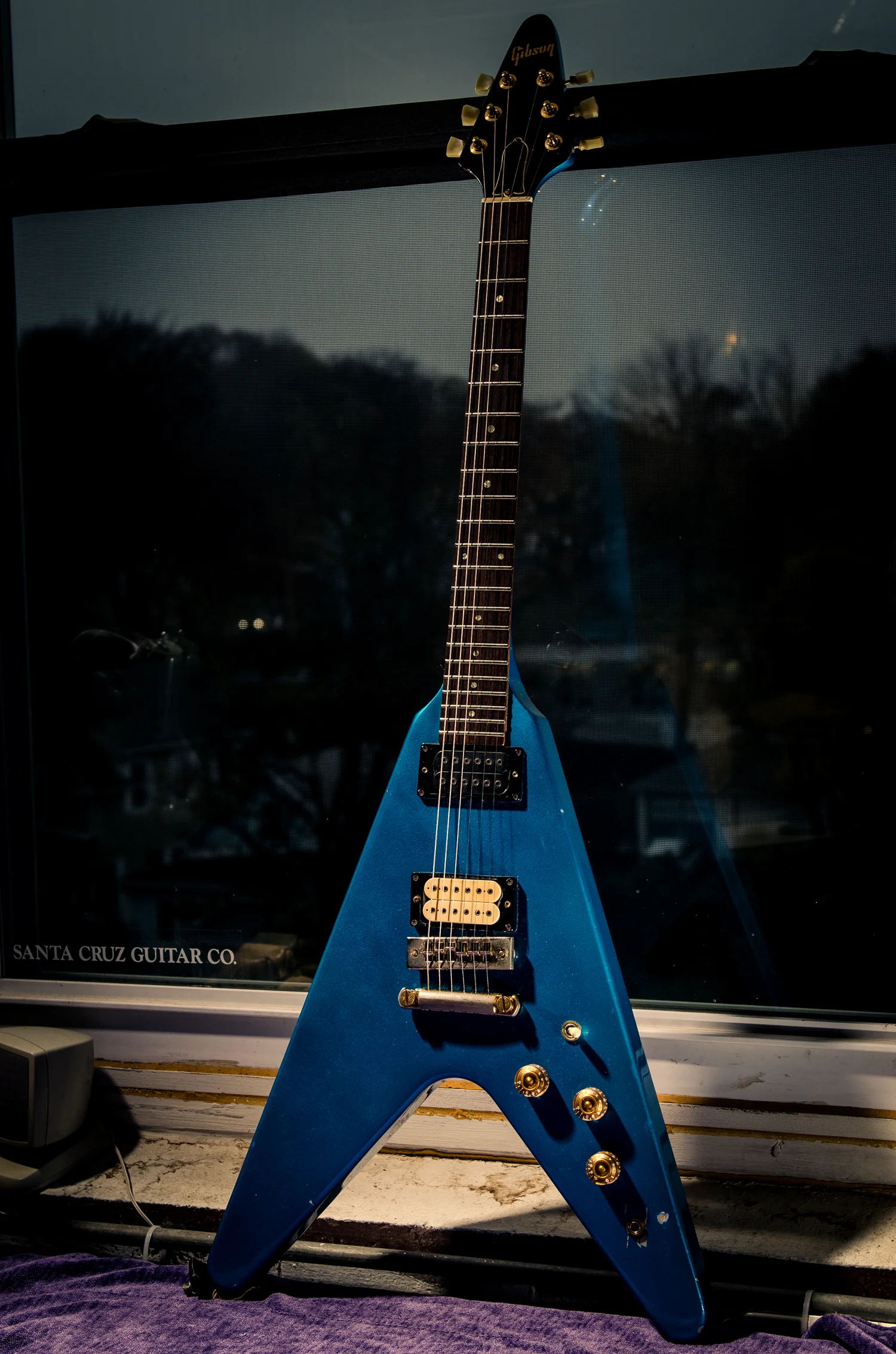 Broken jack & Setup :: 1983 Gibson Flying V [6.9 lbs]