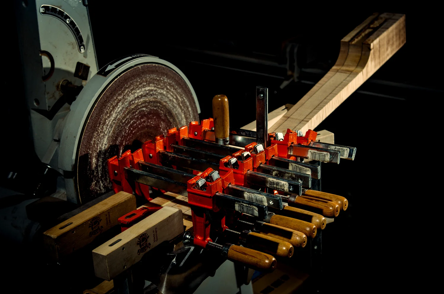 Peghead ears :: Chubbuck Mousa 003