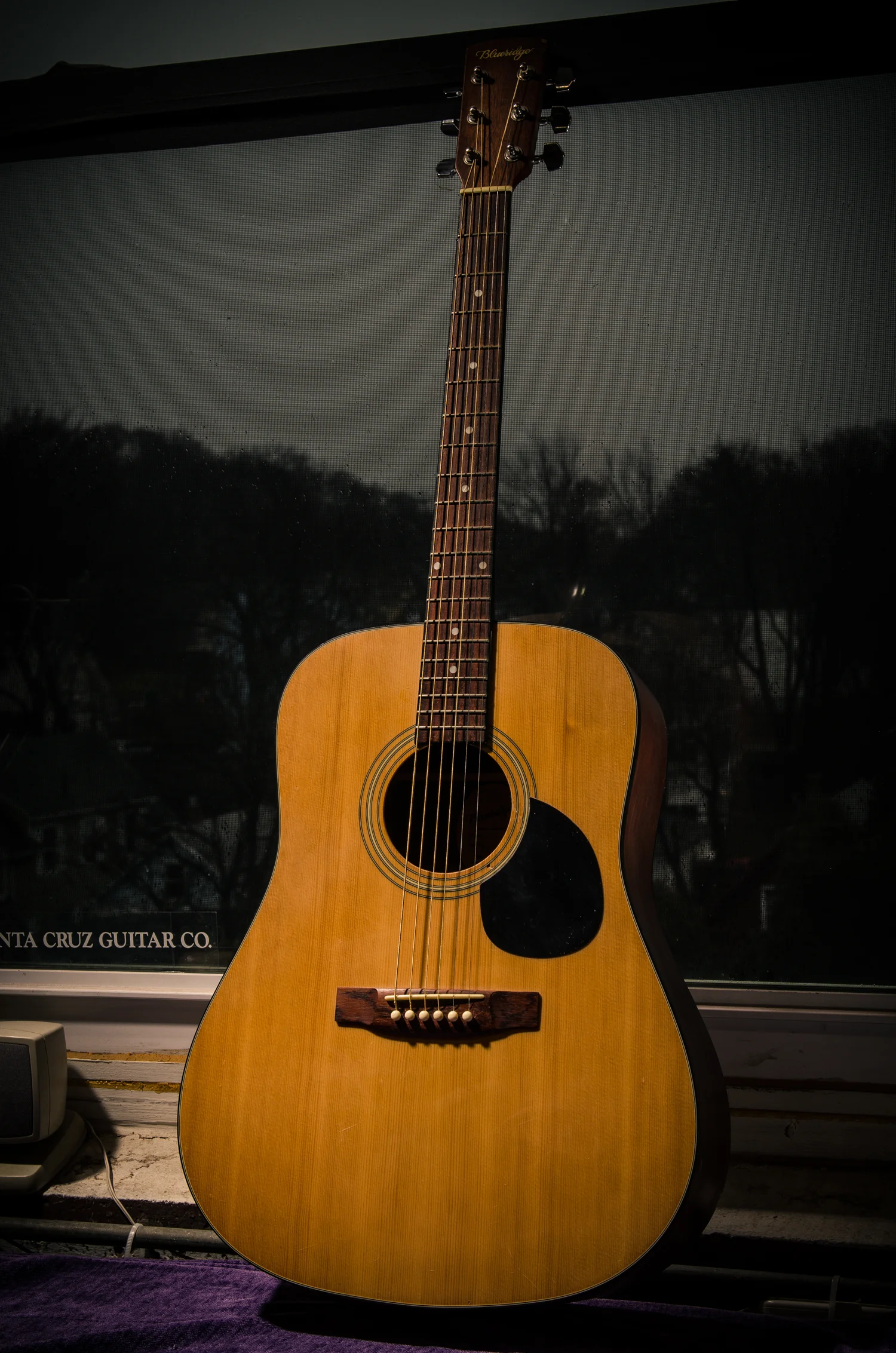 Soundhole repairs & new strings :: Blueridge BR-OM [4.4 lbs]