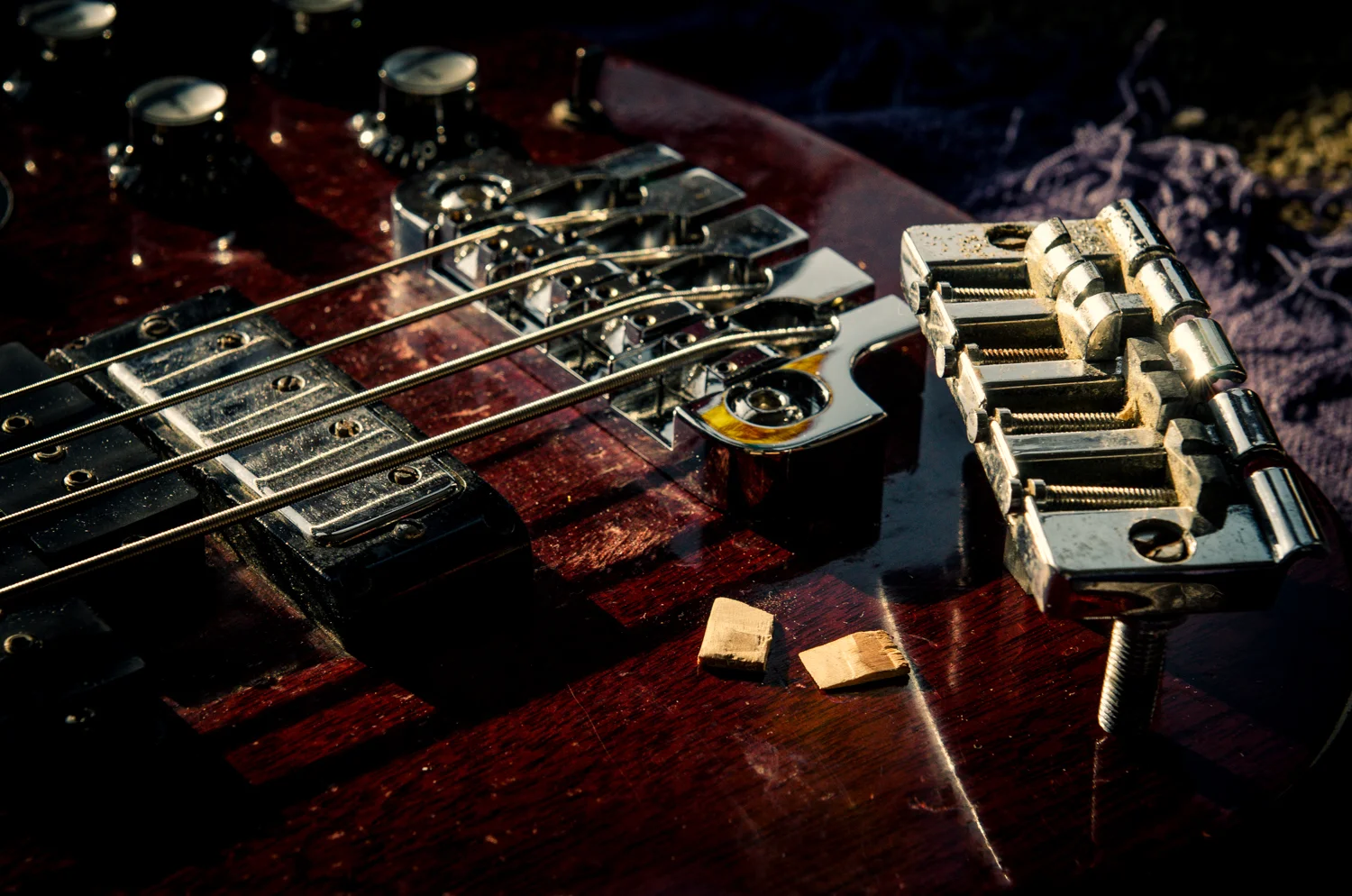 Hipshot to fix a 2 point leaner :: 1970s Gibson EB-3