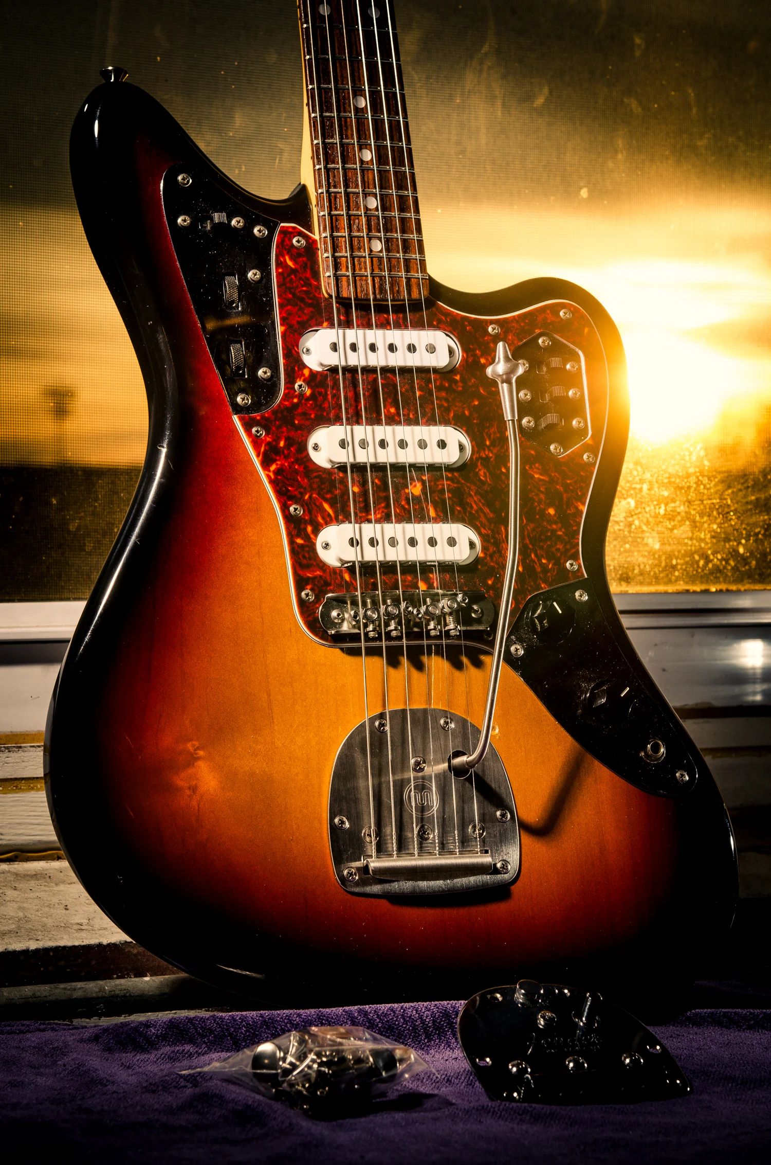 Mastery Vibrato :: 1997 Fender Jaguar [9.2 lbs]