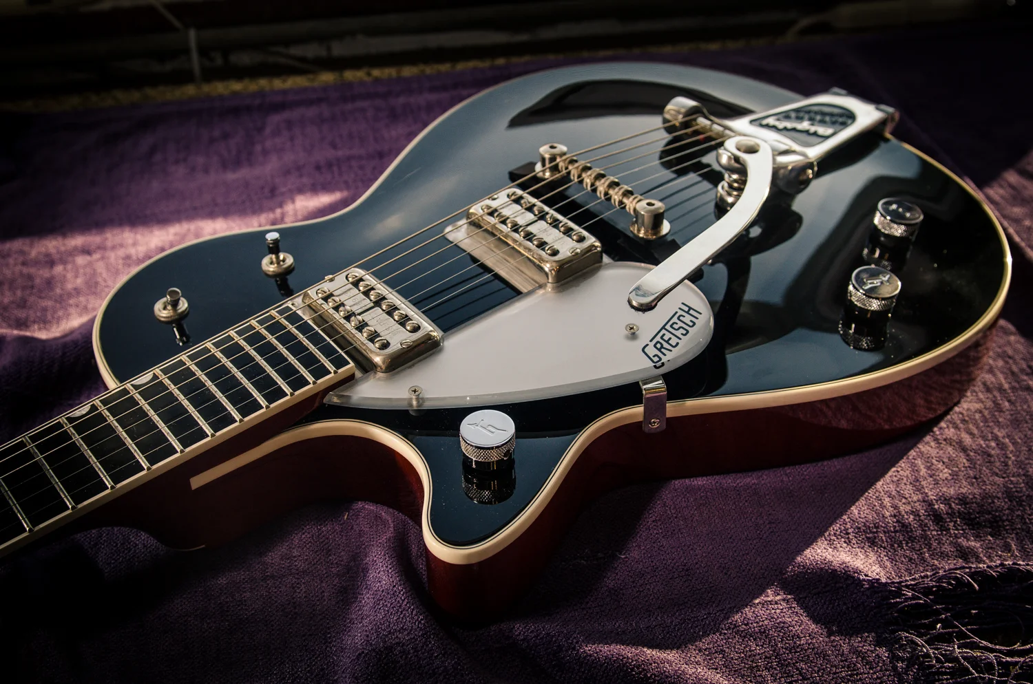 Lefty setup :: 2006 Gretsch Duo Jet G6128TLH [7.6 lbs]