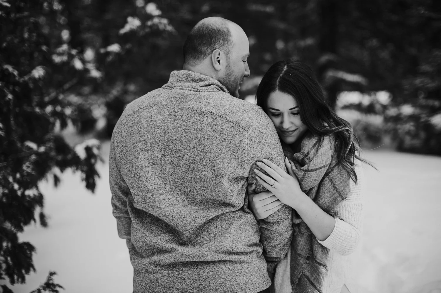 Ottawa-Engagement-Photography-Experimental-Farms-Winter 25.jpg