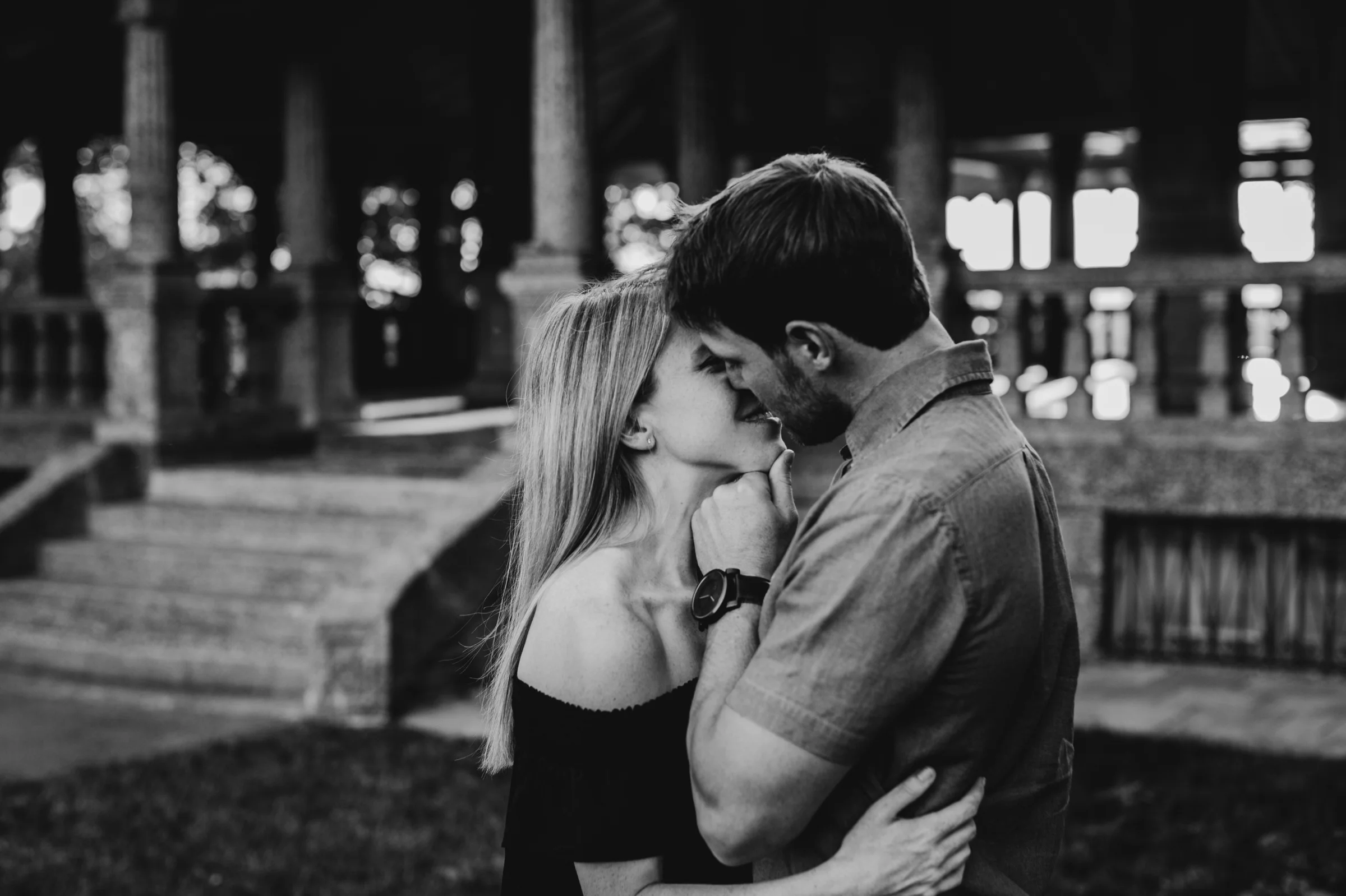 Rockcliffe Park Engagment Session Ottawa - Clare-And-Jarrod 17.jpg