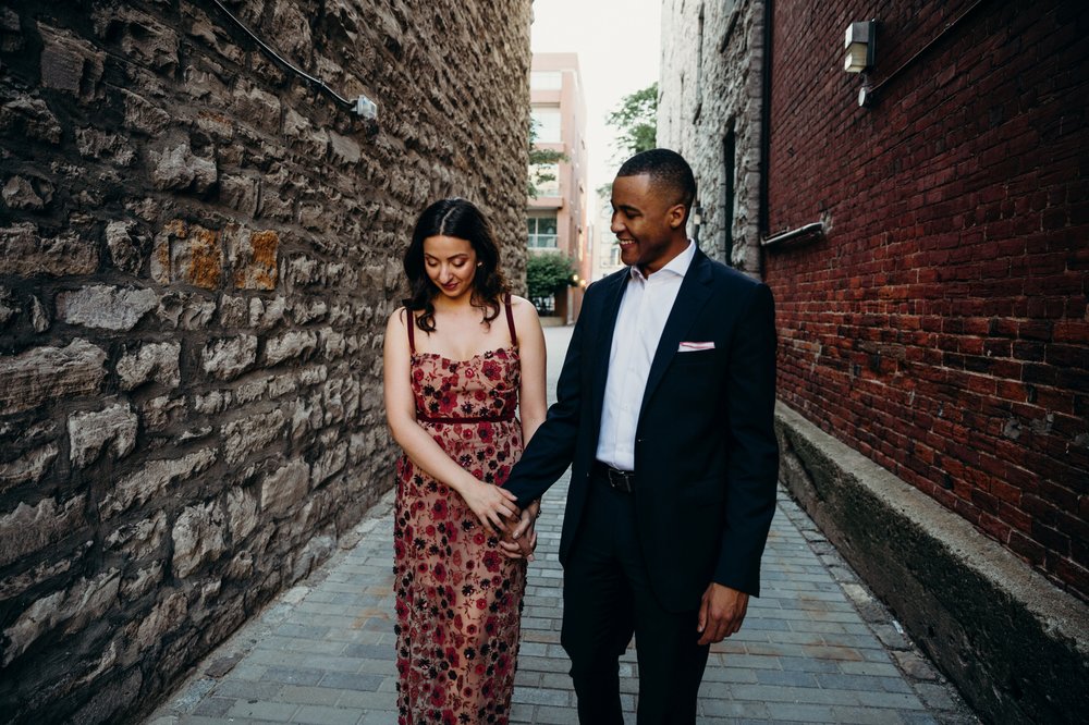 Downtown-Ottawa-Engagement-Session 14.jpg