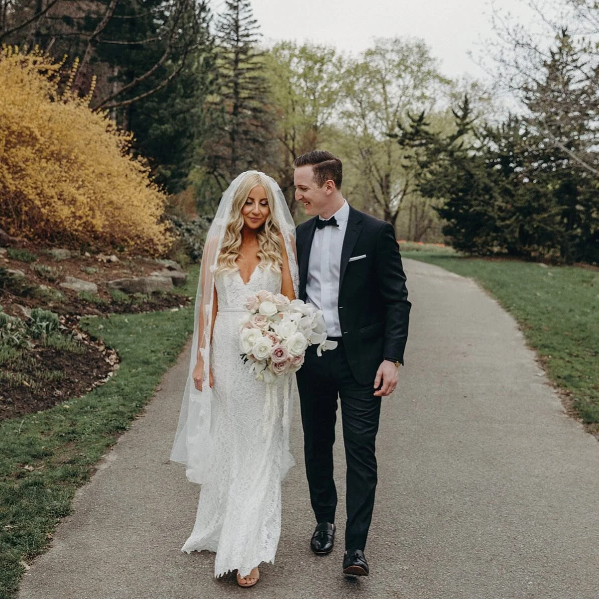 Above zero. Daydreaming 🌿✨☁️