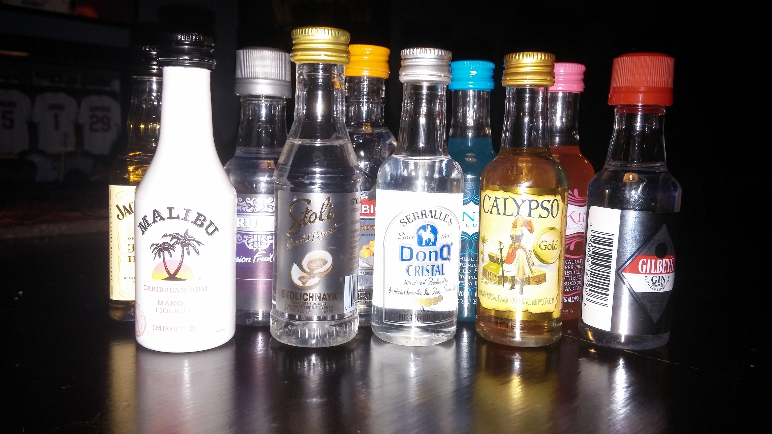 Booze! Thanks, Steve! They came in a little gift bag that I've already re-gifted. I'm not sure if that's smart or if it makes me a bad person. But I have booze!