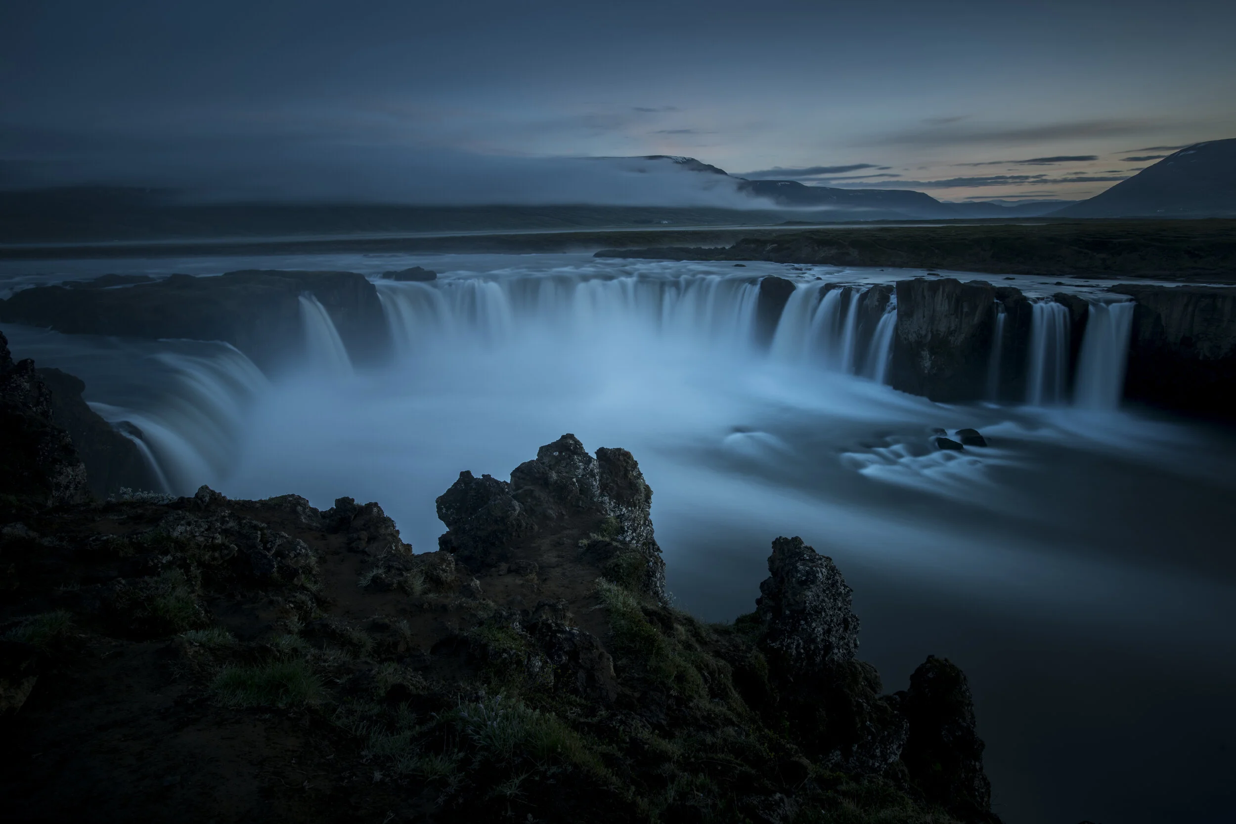 GRANT ELLIS www.grantellis.com iceland
