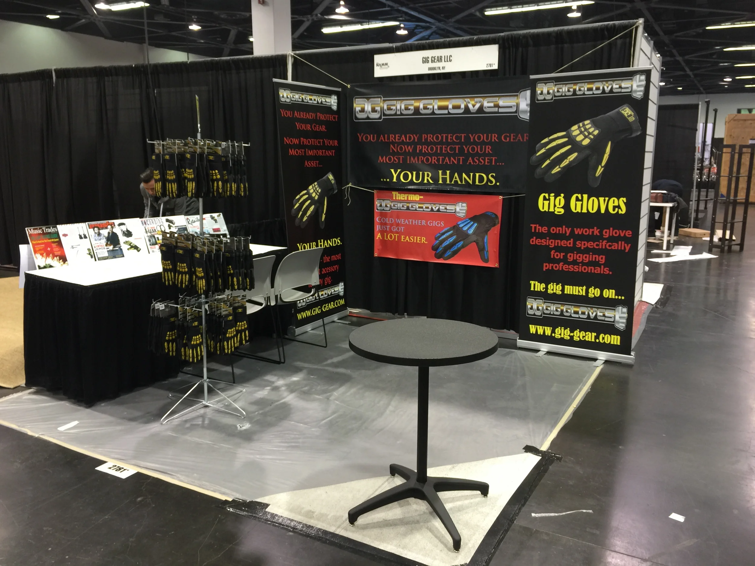 booth_1.jpg