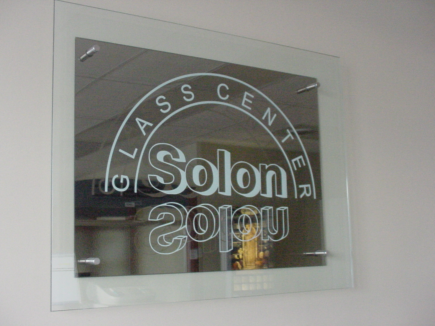 Solon Glass etched logo.JPG