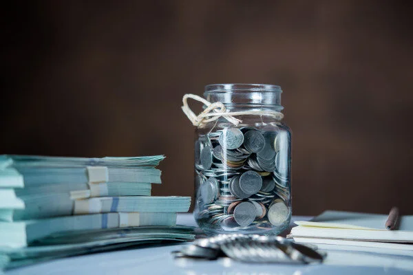Creative Fundraising: There are tons of interested funds in the eCommerce food business space, but you still have to prove that you can be efficient with the capital and build a real business.