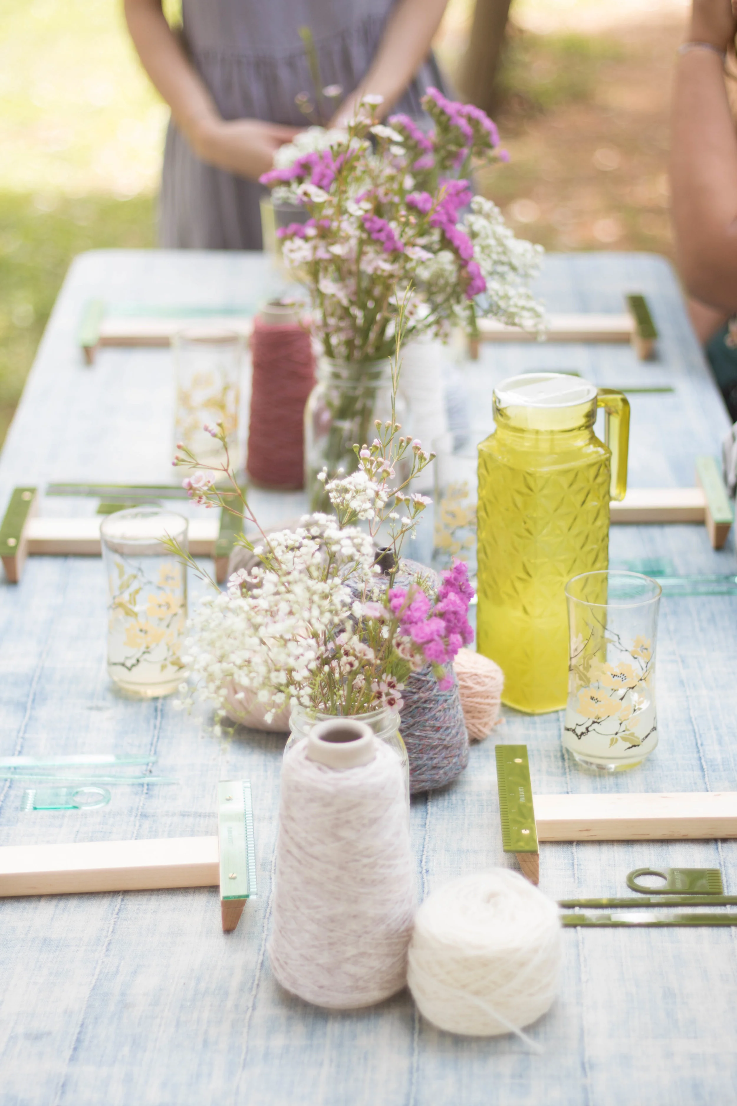 weavingparty-2.jpg
