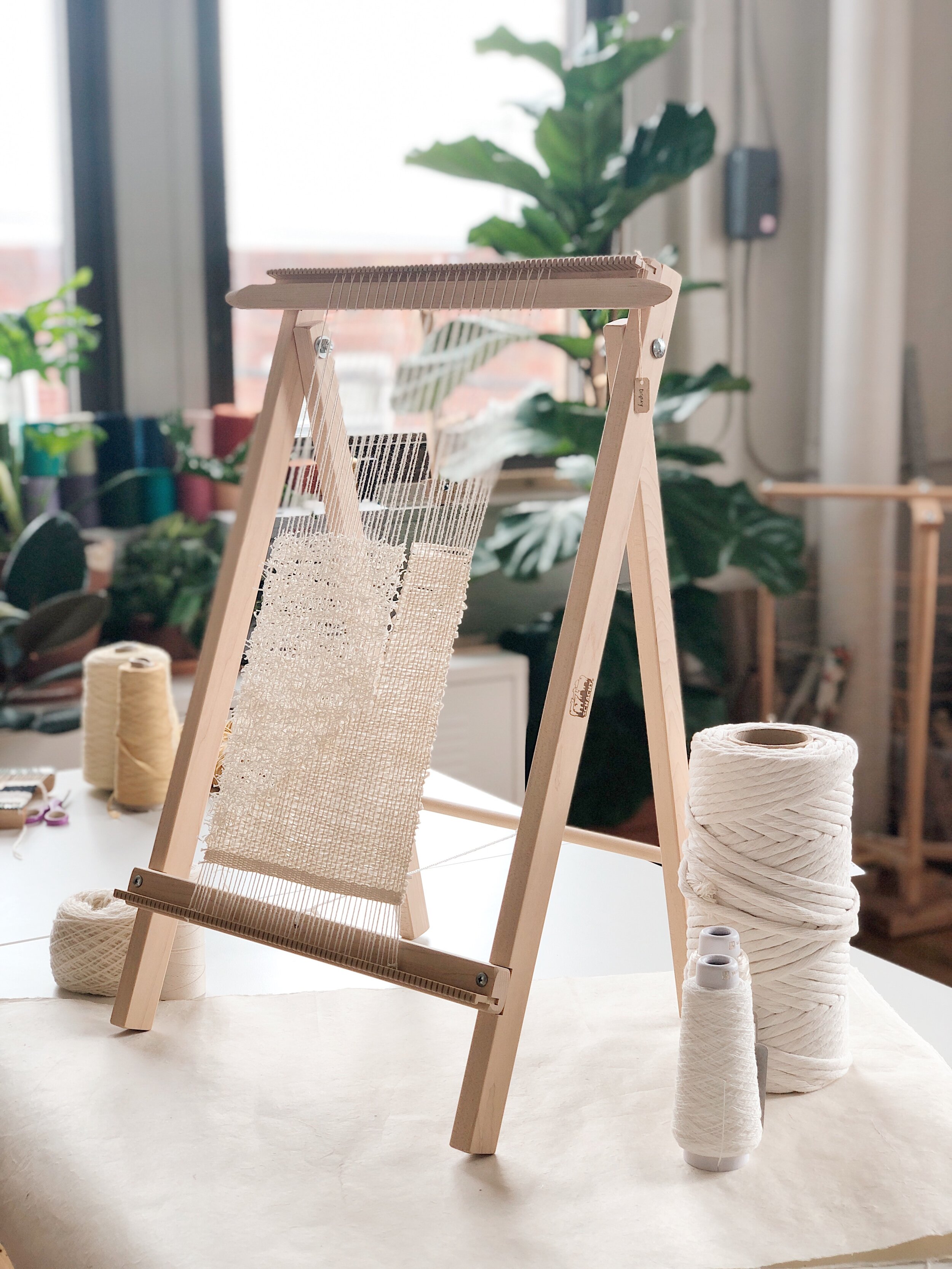 Friendly Loom Tapestry Weaving Stand - The Websters
