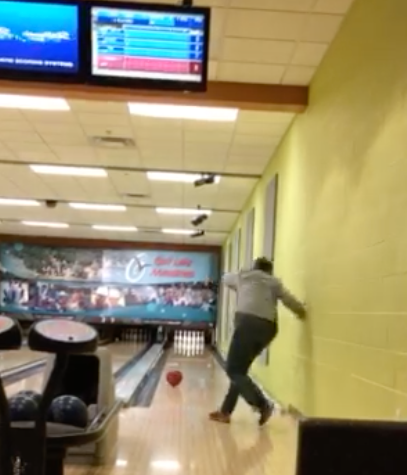 LEFT HAND BOWLING