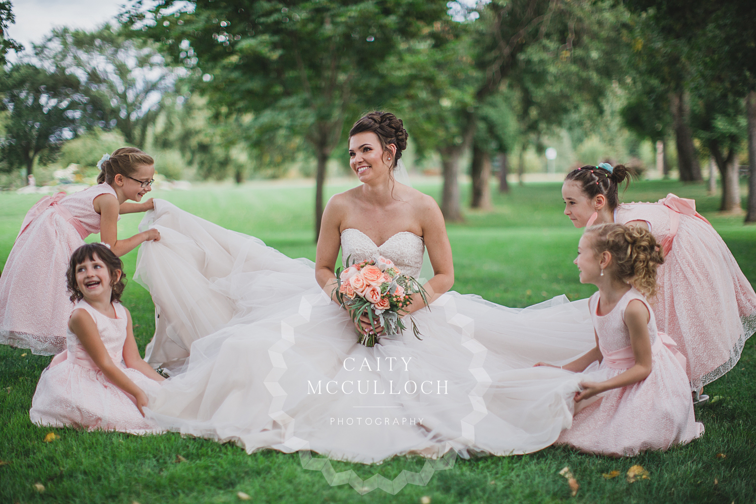 This lovely photo was captured by my second photographer: Pearl Loerke