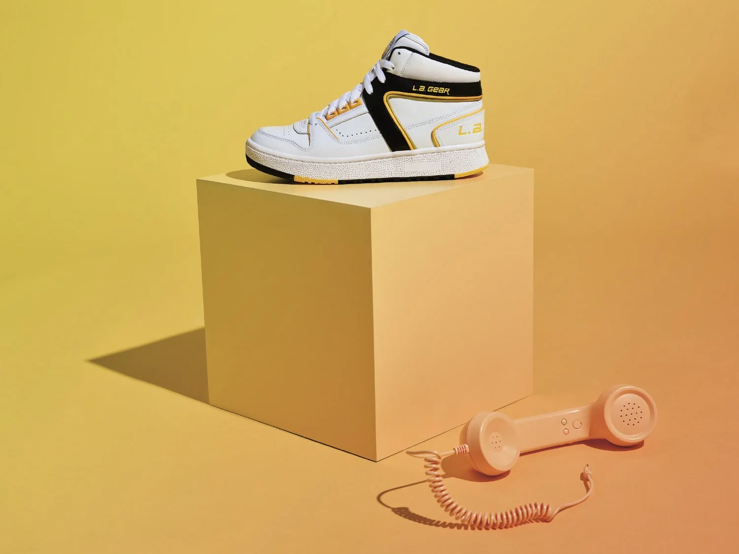  LA GEAR, PRODUCT PHOTOGRAPHY, SHOE AD 