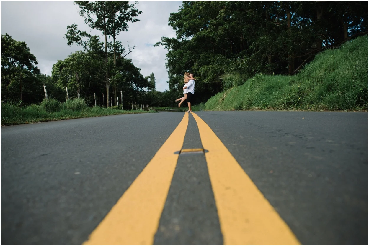 Maui Couples Photography by Naomi Levit Photography