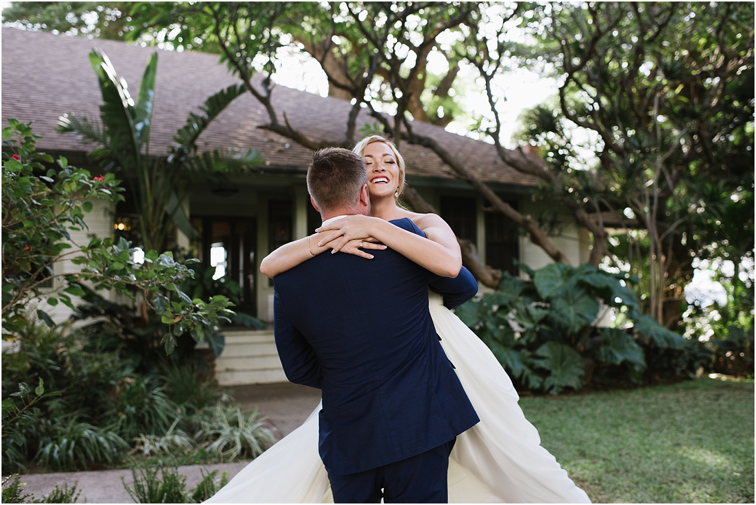 Maui Destination Wedding at Olowalu Plantation House in Lahaina, Hawaii