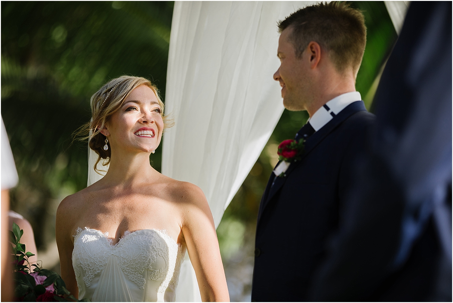 Maui Destination Wedding at Olowalu Plantation House in Lahaina, Hawaii