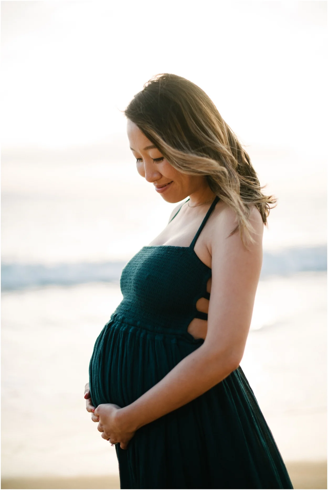 Maui Maternity Beach Picnic in Wailea, Hawaii_0042.jpg