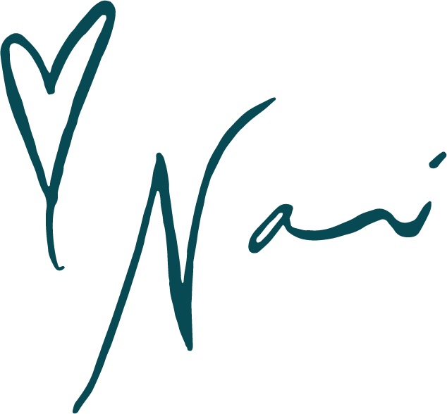 naomi-levit-signature.png
