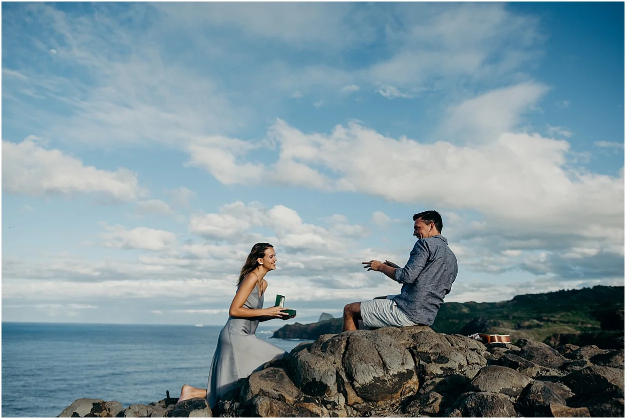 adventurous maui engagement session at nakalele point