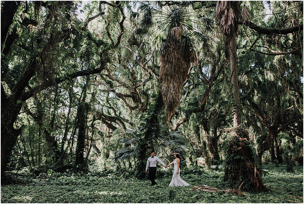 adventurous maui honeymoon session at honolua jungle and ironwoods beach