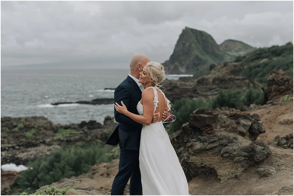 adventurous maui adventure elopement near kahakuloa hawaii
