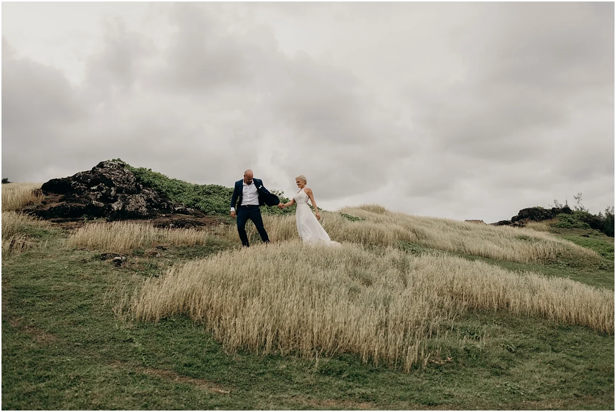 adventurous maui adventure elopement near kahakuloa hawaii