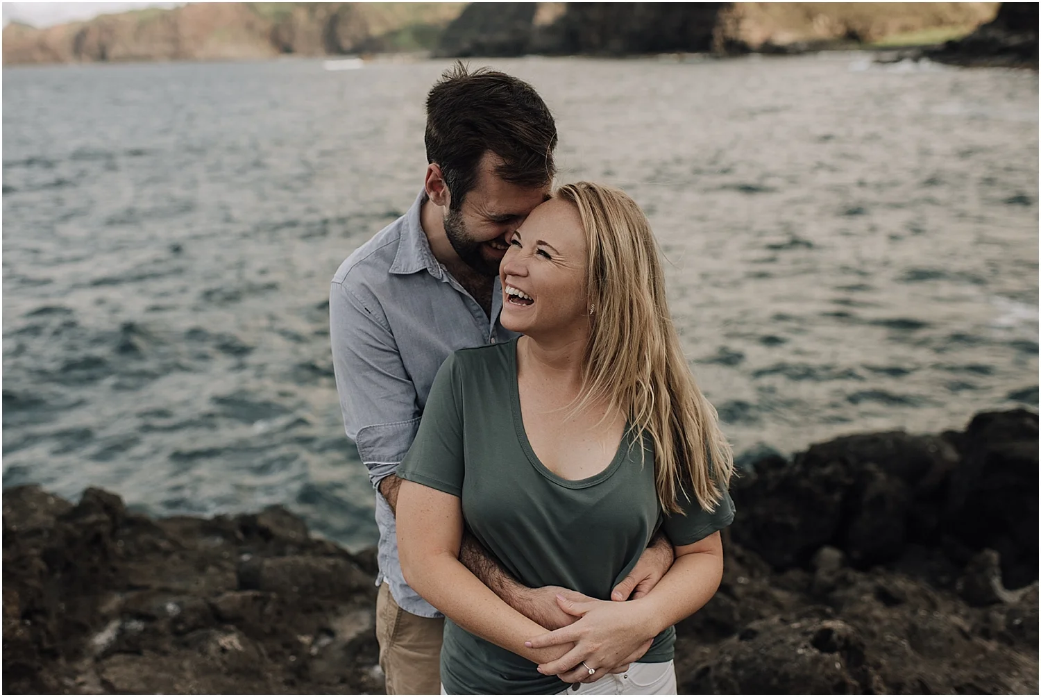 maui engagement photos at nakalele, hawaii