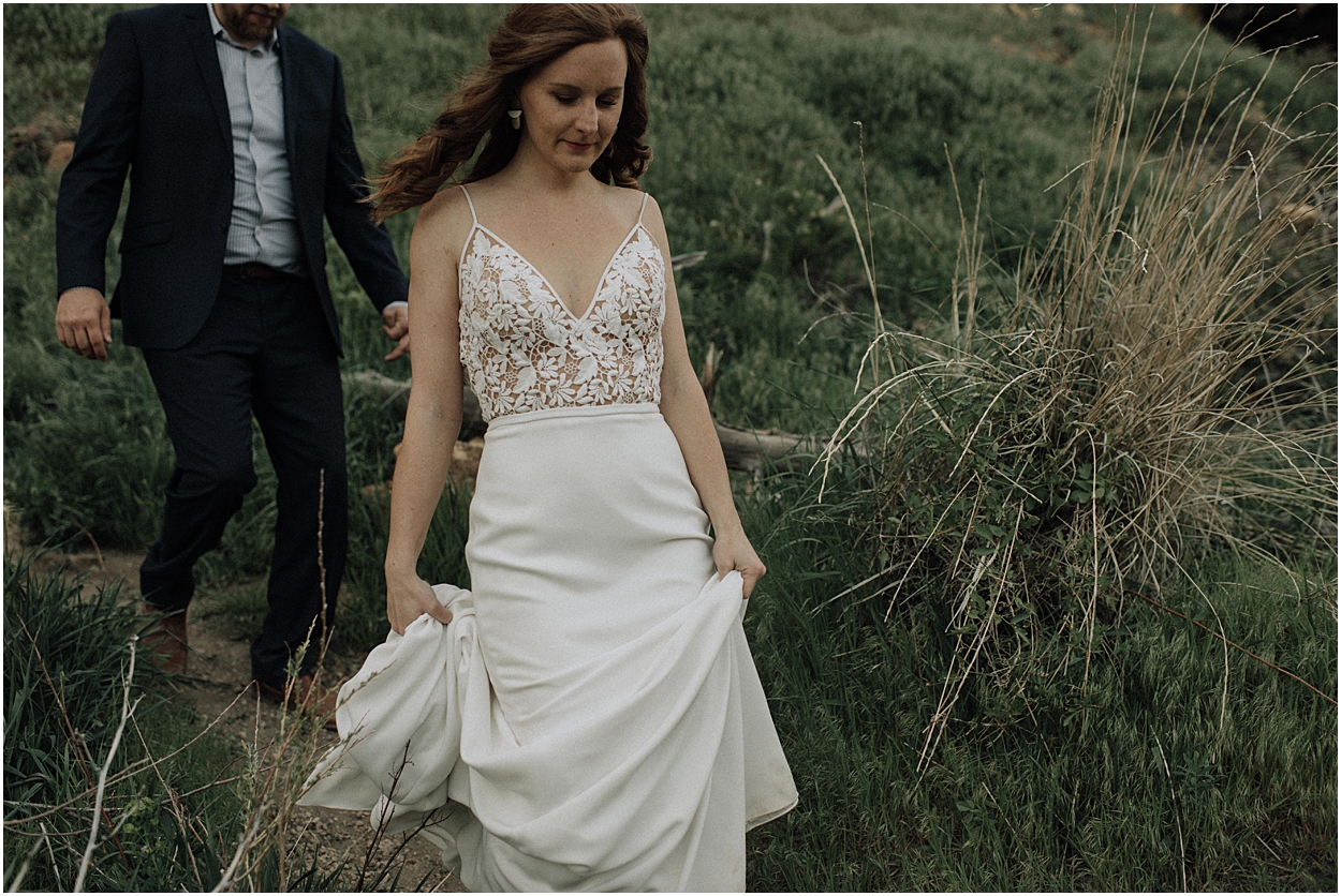 adventure elopement inspiration in Smith Rock State Park near Bend, Oregon