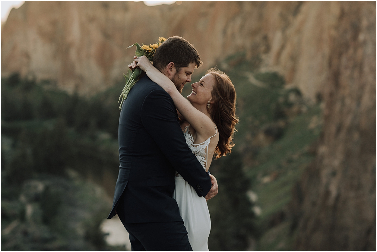 adventure elopement inspiration in Smith Rock State Park near Bend, Oregon