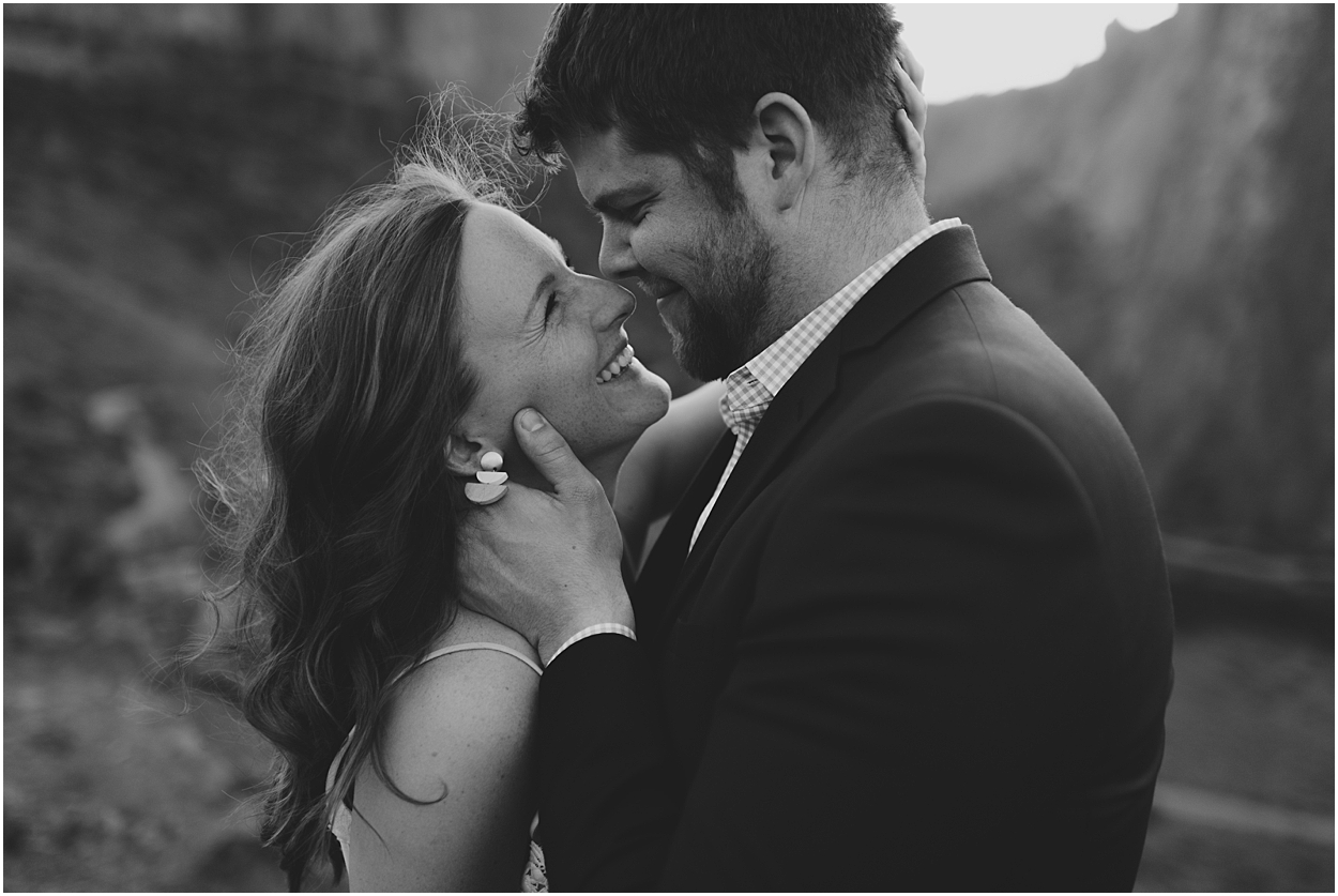 adventure elopement inspiration in Smith Rock State Park near Bend, Oregon
