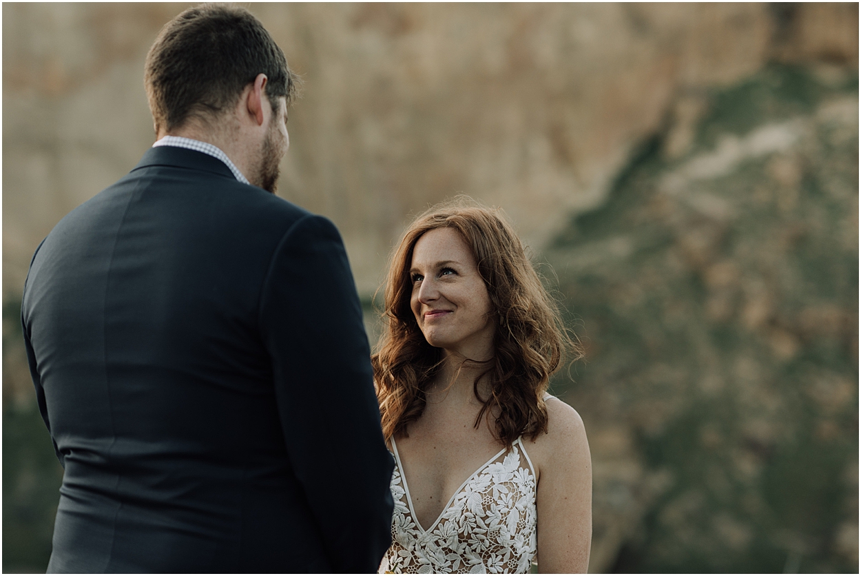 adventure elopement inspiration in Smith Rock State Park near Bend, Oregon