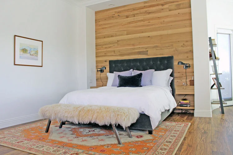 63_master_bed_rinn.jpg