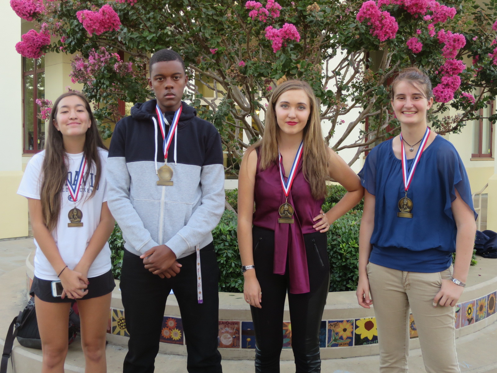 Tournament finalists Bishop O'Dowd Sophia Yau-Weeks & Shawn Cunningham and Windsor Claire Ernst & Anna Skarr