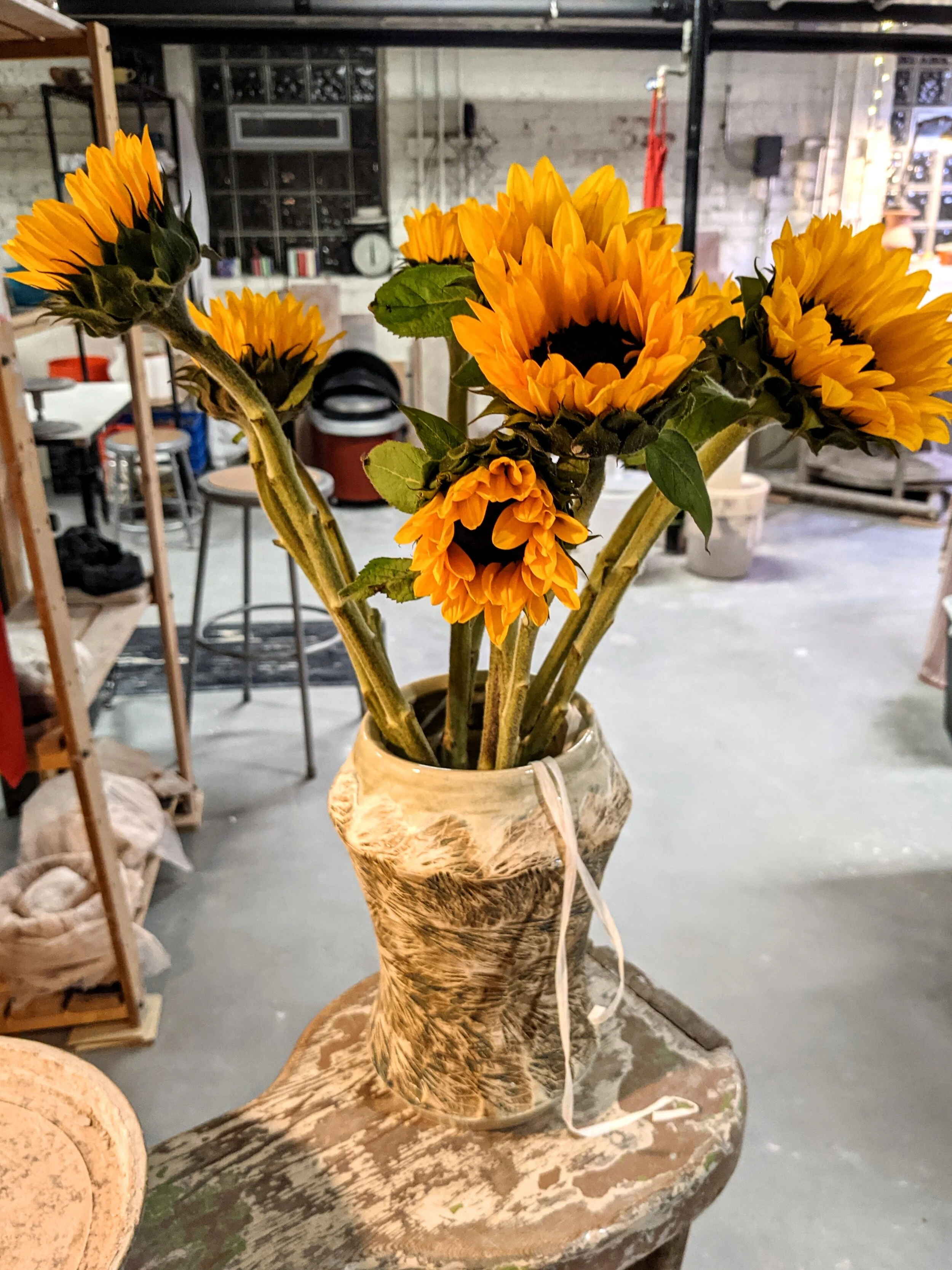 sunflowers butterfly vase 2021-03-12 22.34.49-1.jpg