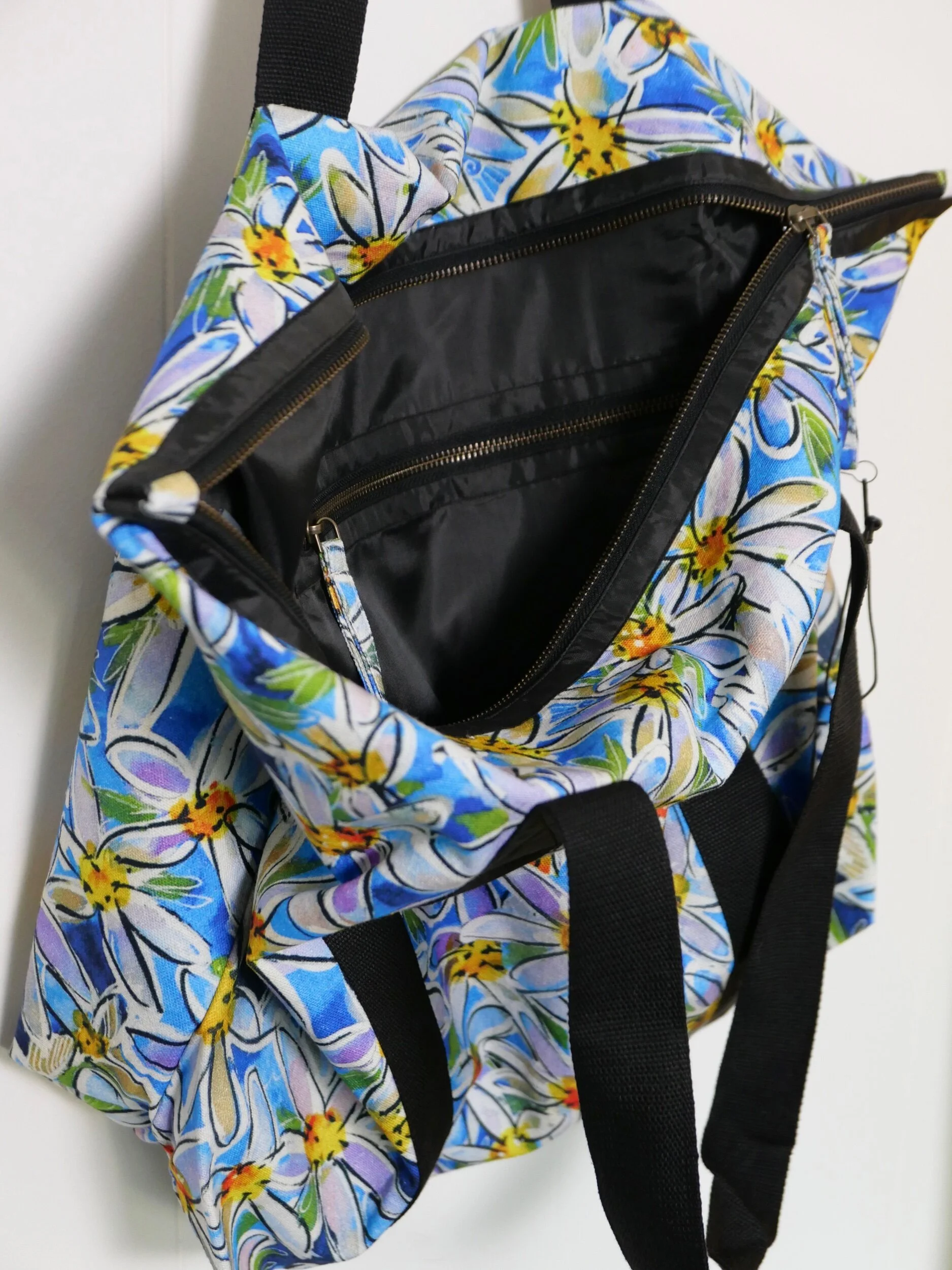 E8F5C59D-DFC4-49B0-995E-0C6008CFD557