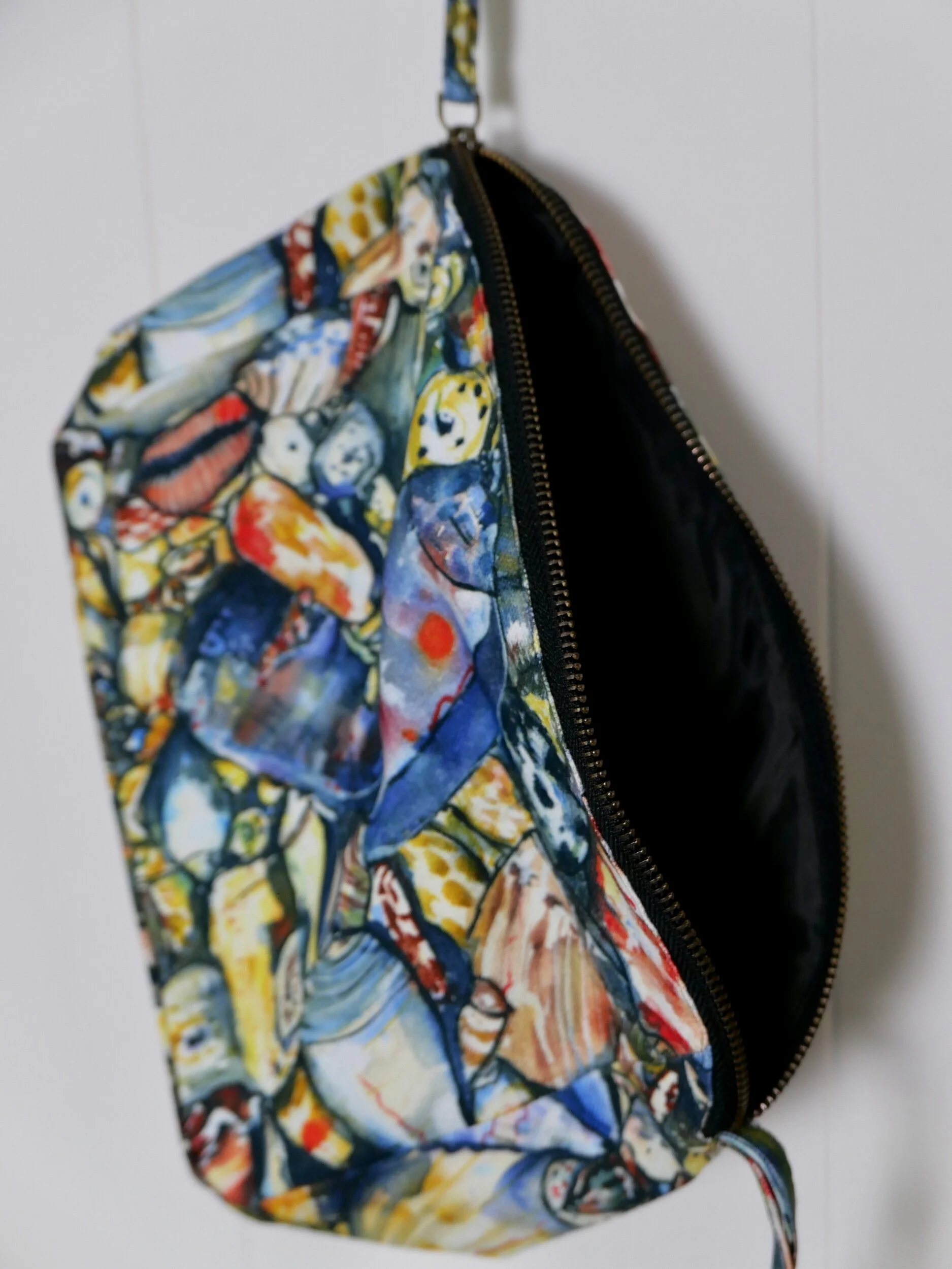 4A30E627-42D1-46C9-974A-EBDA7C409732