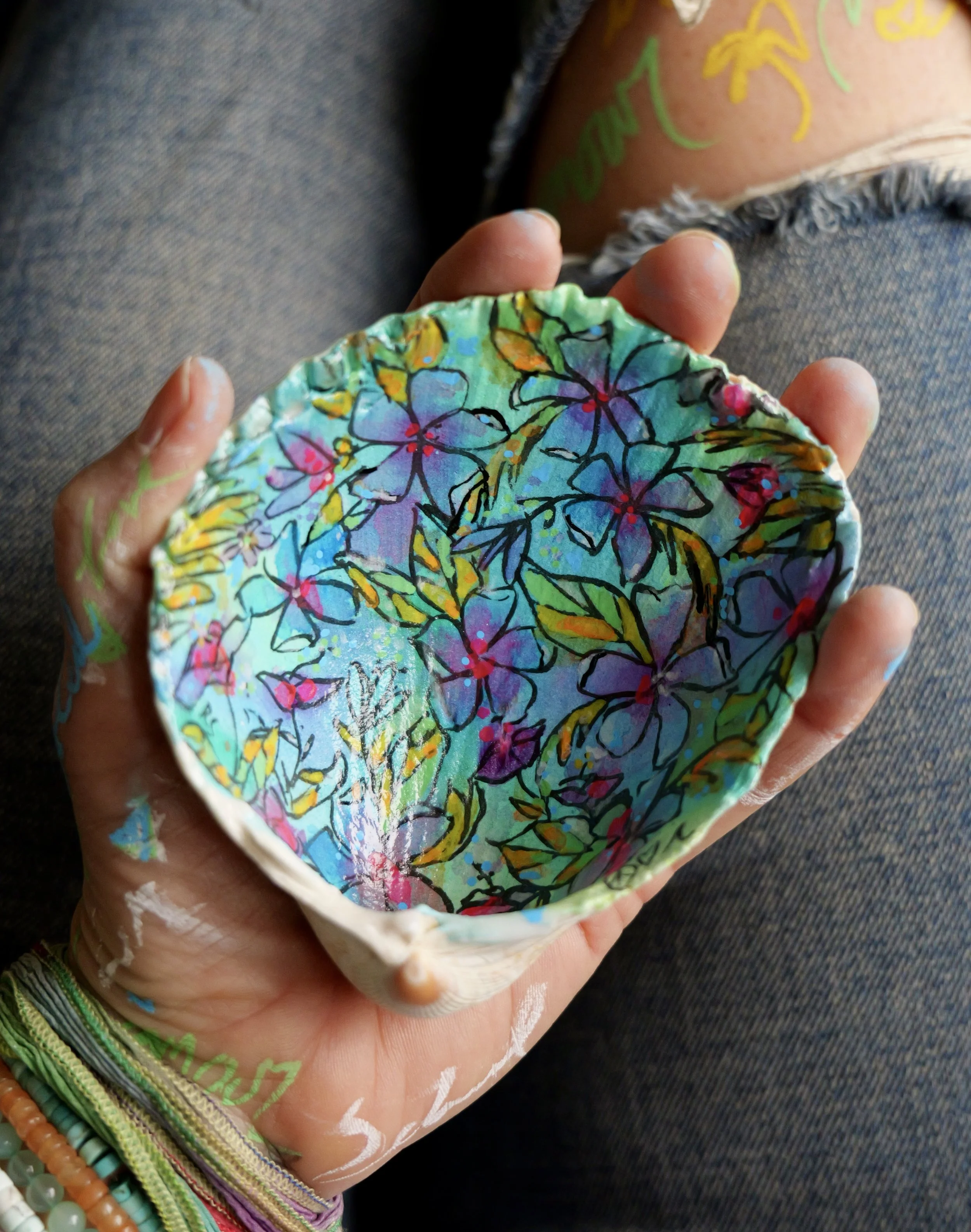 Blue Tropical Floral Cockle