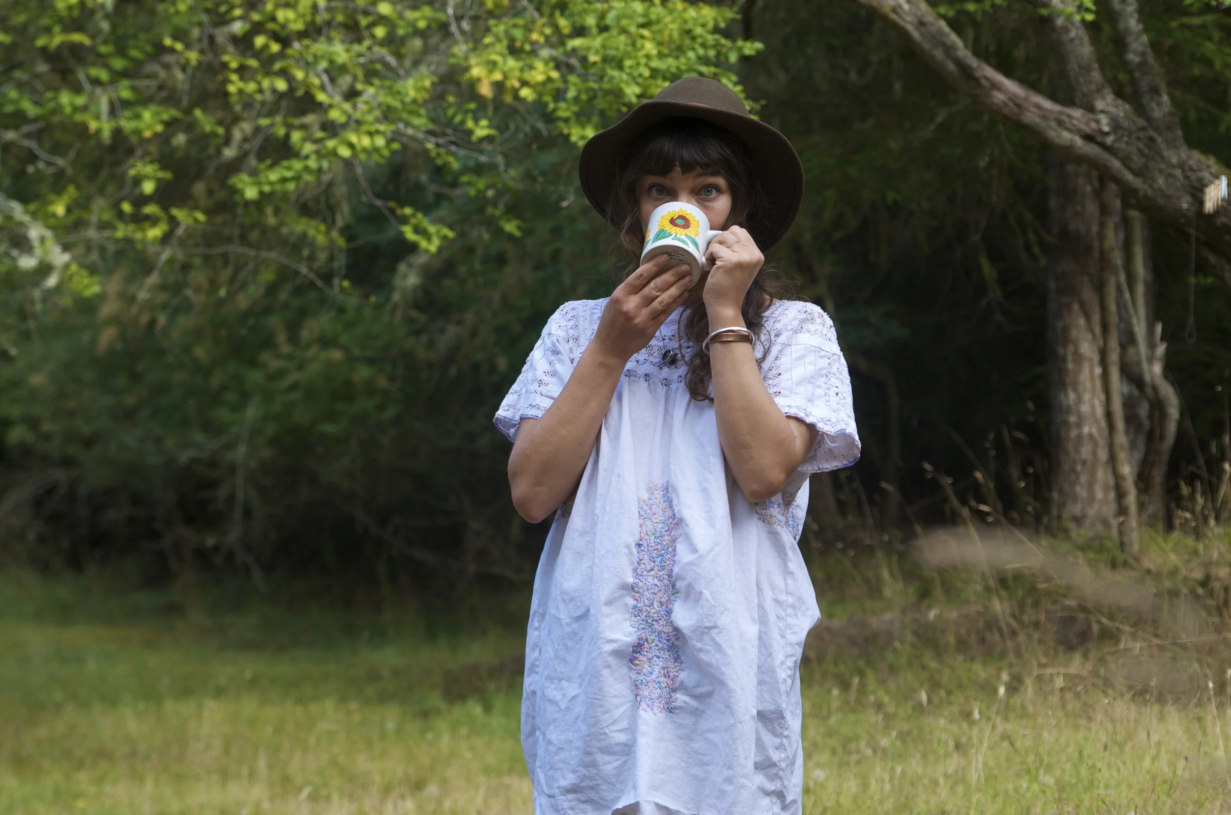 Me in my best Emmy-LARP-costume: dress & hat gifts from Emmy 2015 <3