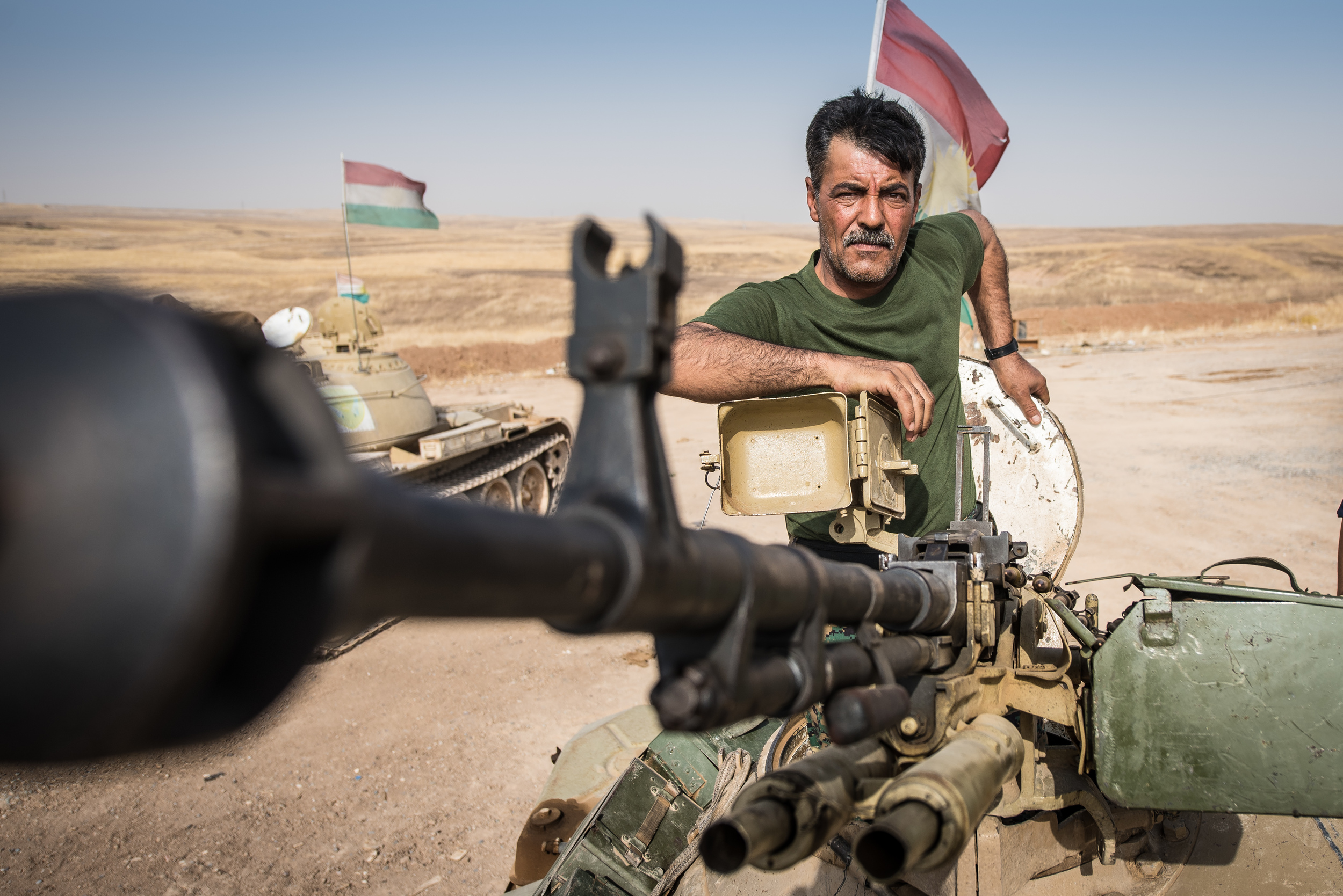  Kurdish tank commander between Erbil and Mosul. 