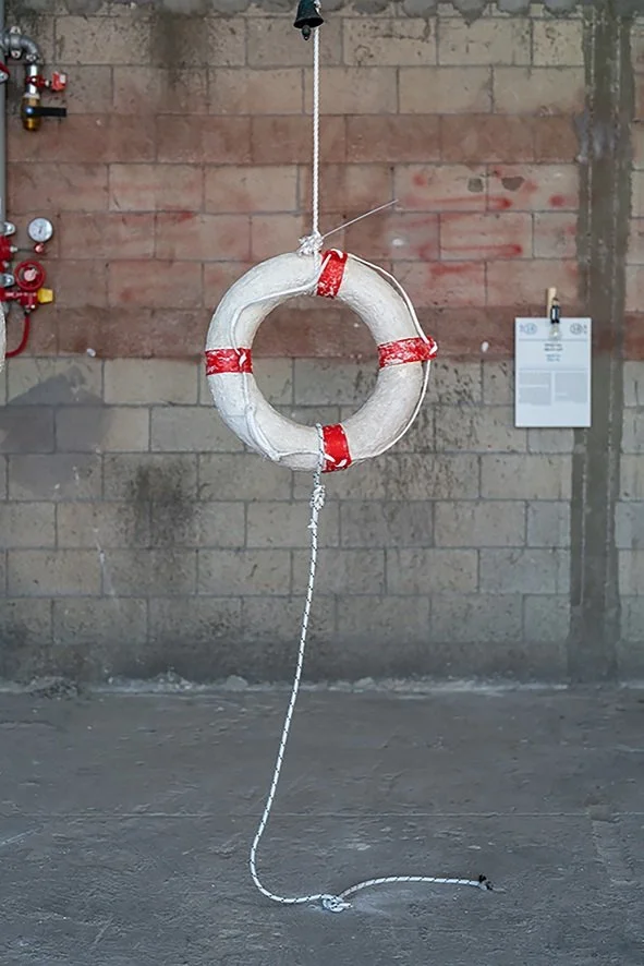 ‏‏רגד סואעד, הגוף המחולל, רדי מייד מטופל,35 על 57 סמ, 2025 פרט מתוך מיצבבמחסנים בנמל יפו, צילום דניאל חנוך - עותק.jpg