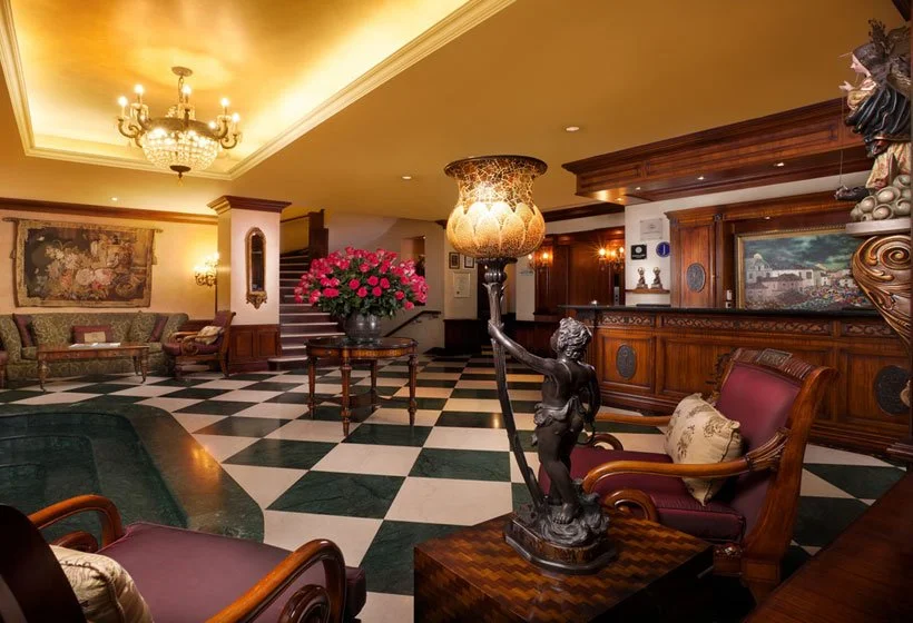 lobby-jpg - Copy.jpg