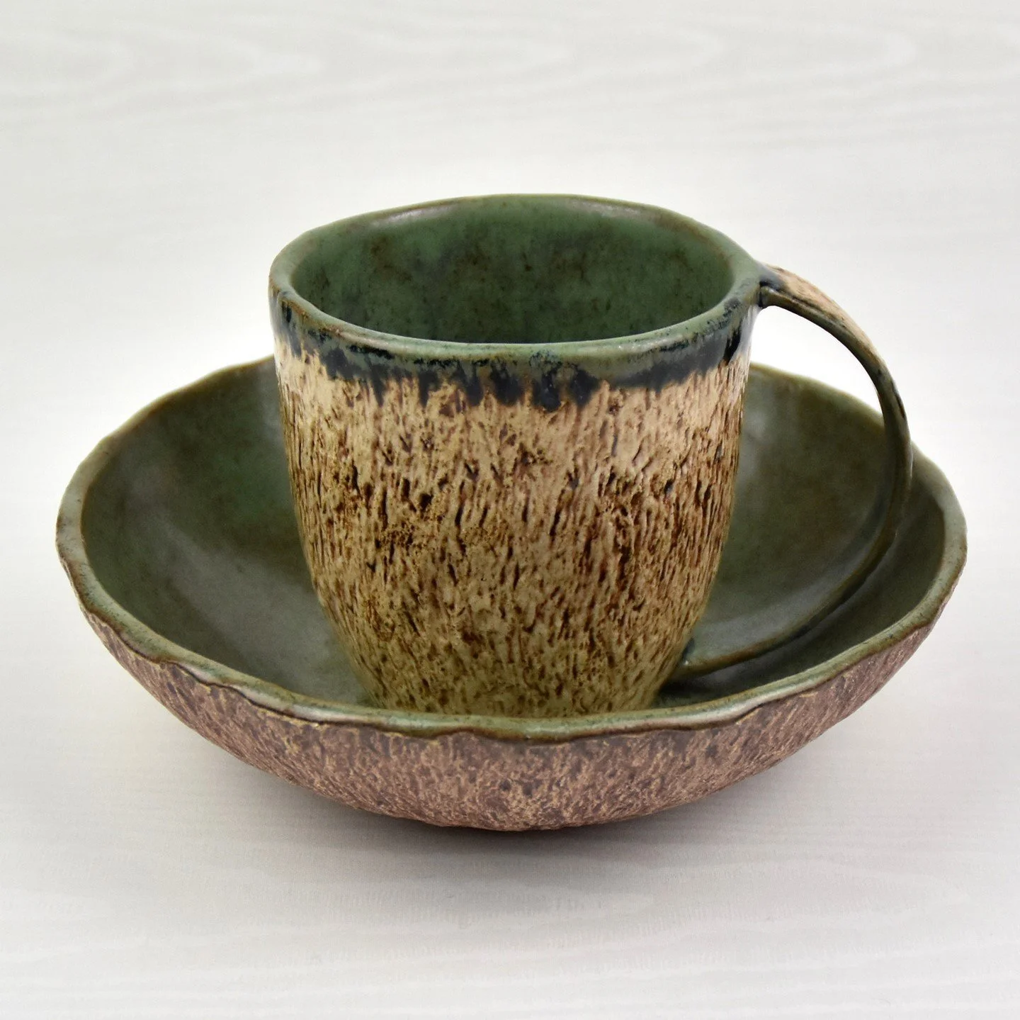 🇬🇧 My Woodland Breakfast Set in dark mossy green. 🌳 Choose your preferred size and colour and allow me make you your own set!!
.
🇪🇸 Mi Juego de Desayuno Woodland en verde musgo. 🌳 &iexcl;Elije tu tama&ntilde;o y color preferidos y perm&iacute;t