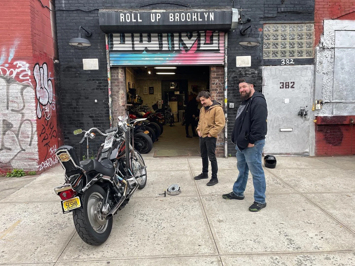 Super rad to have @knoble_moto drop in from the blue at the garage today. Hailing from Cleveland, he&rsquo;s doing big things for the moto community with wrenching classes (some kids as young as 11!), a great youtube moto maintenance channel, and gen