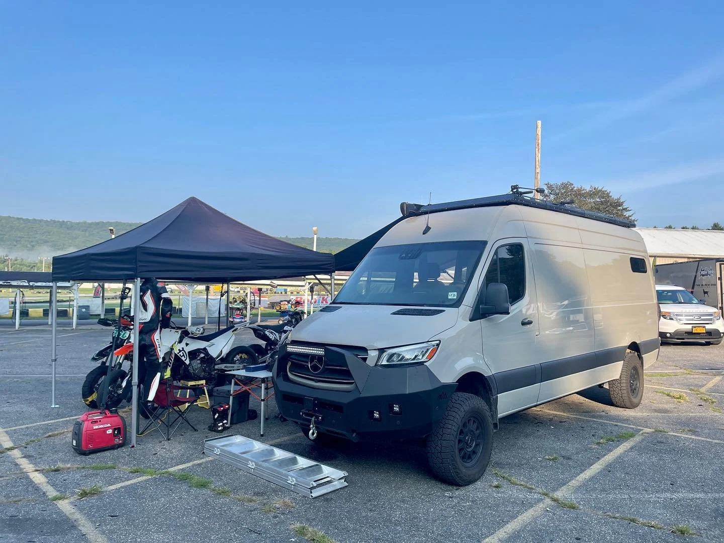 Race day with the new rig. Thanks for everything y&rsquo;all did to make this happen @adrenalinevans Now we just gotta get those lap times back down!