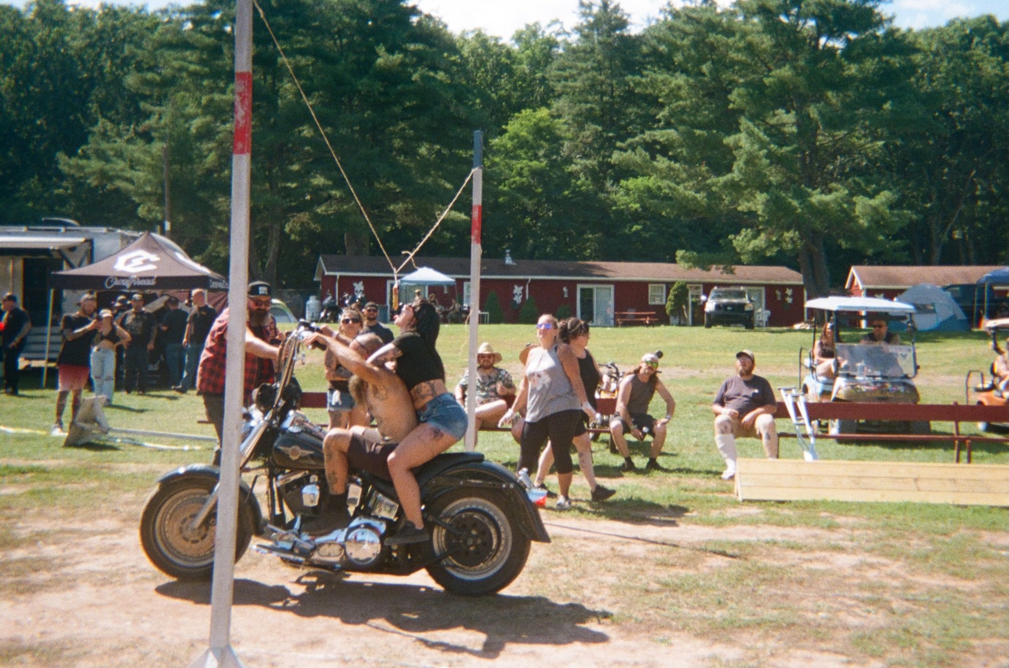 Shout to @deadbeatcustoms for putting on the 2026 Deadbeat Retreat. A fun time was had by all! 

Nothing quite like riding bikes to the bike function with your bike friends to meet more bike folks!

P.s. shout 2 @westlabnyc for the Kodak disposable a