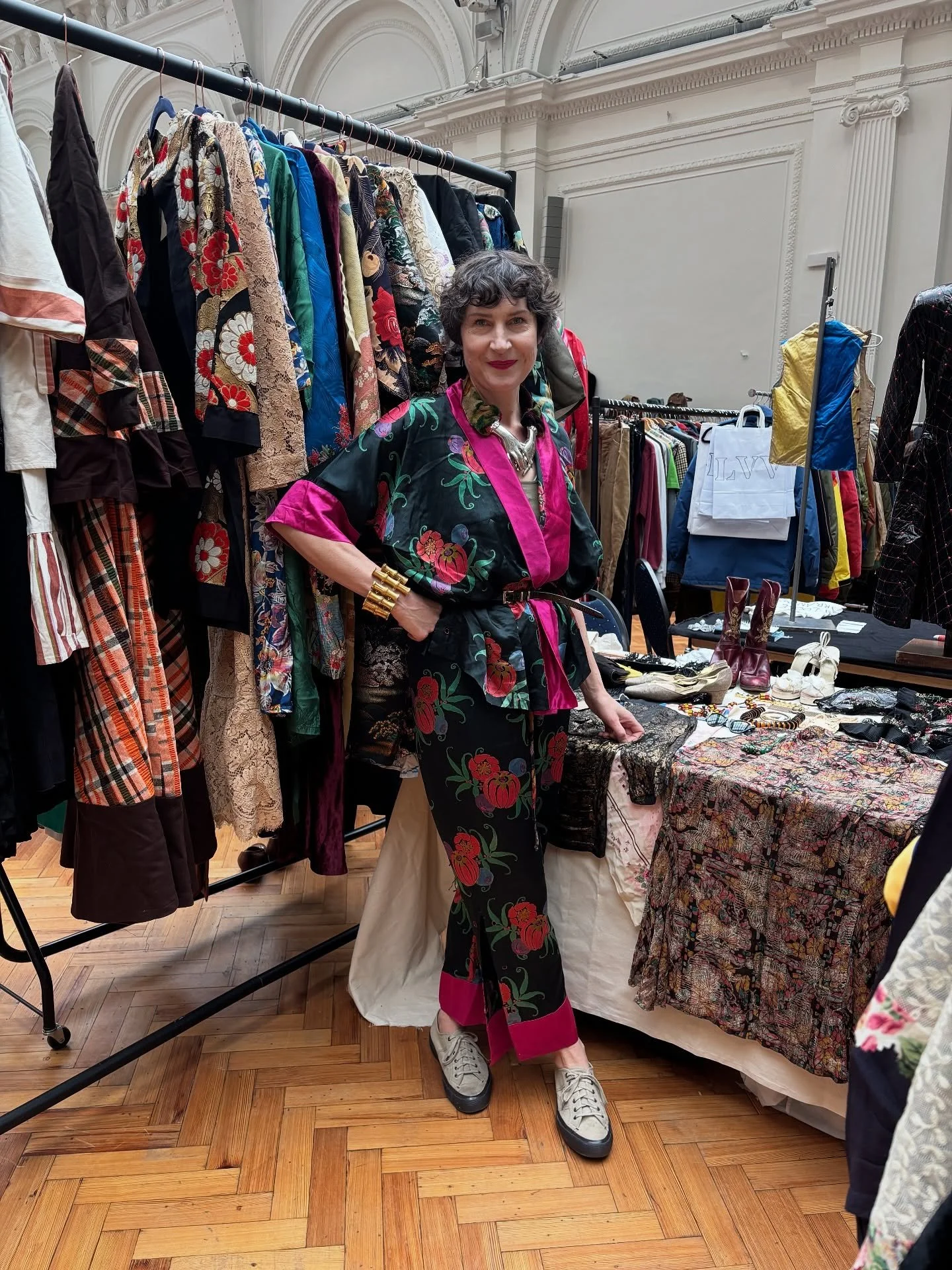 Busy, busy at The Royal Horticultural Halls- amazing pieces here today until 5.30pm 🌿✨