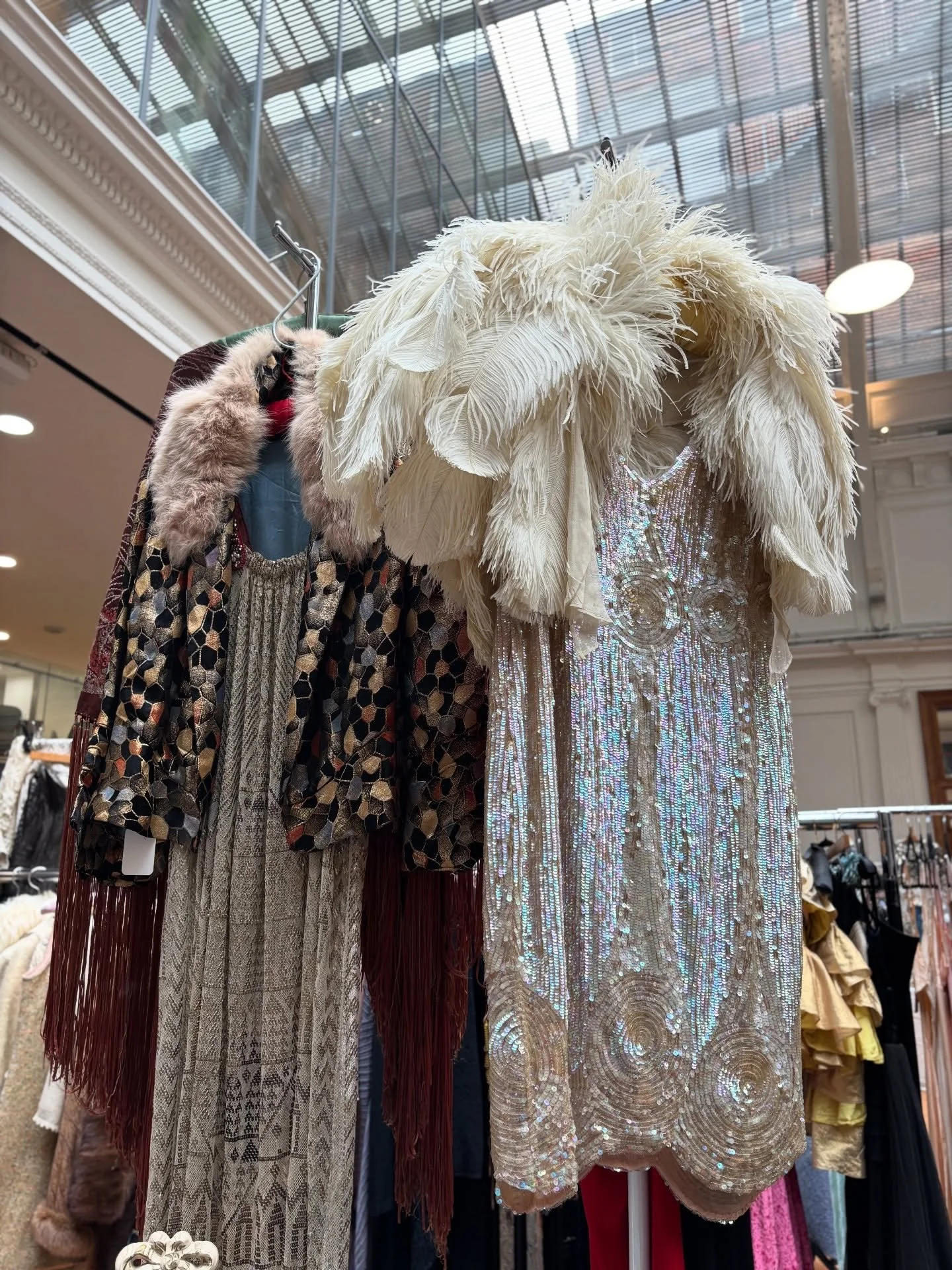 10 DAYS until Frock Me! at @chelseaoldtownhall! ❄️ Don&rsquo;t miss our last vintage fair this year with 60+ leading exhibitors of antique &amp; vintage fashion, jewellery and textiles ✨🌙

1st event back in 2026 Sunday 1st February 

SUNDAY 7TH DECE